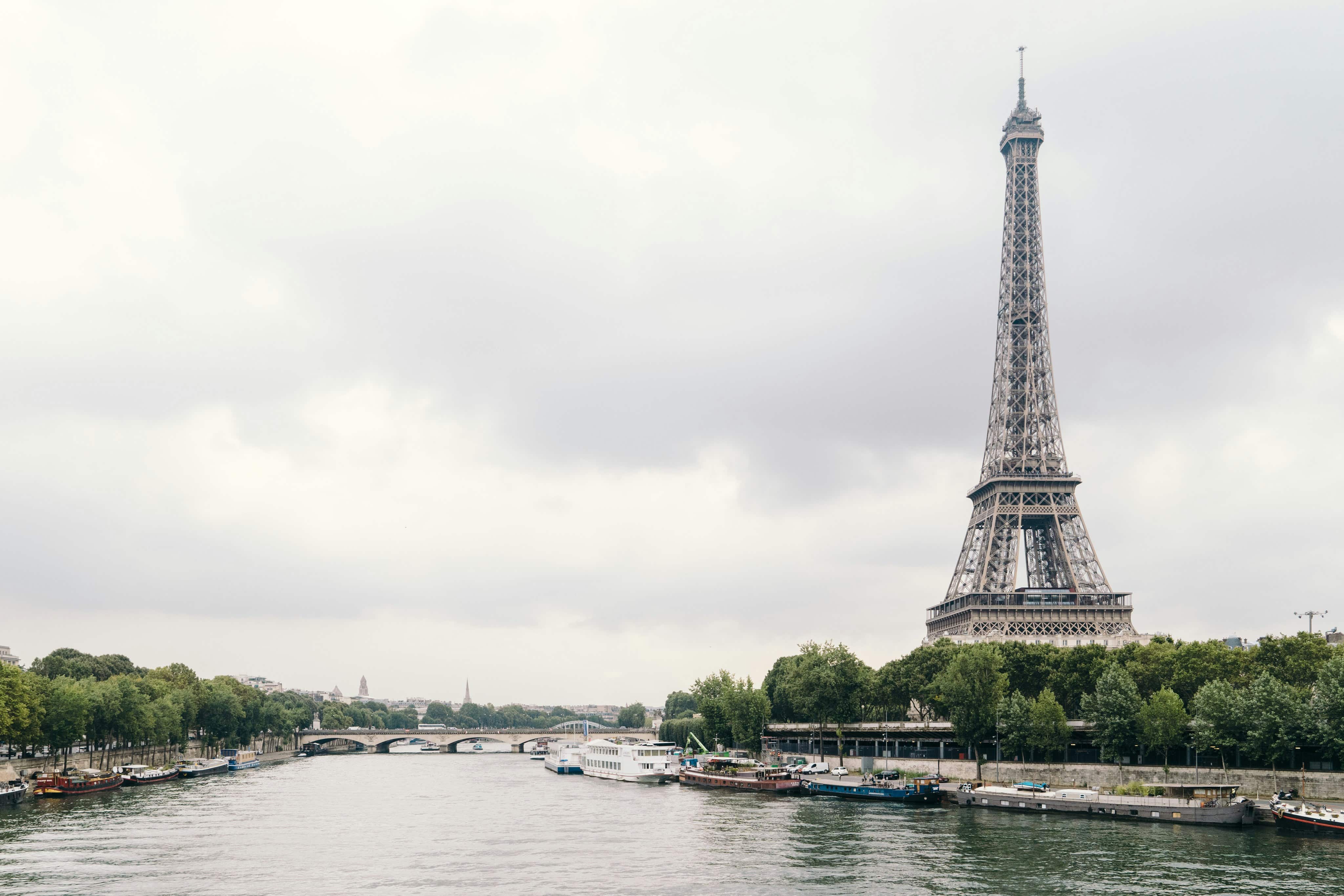 Paris Apartment Transfers – Go Easy Transfer